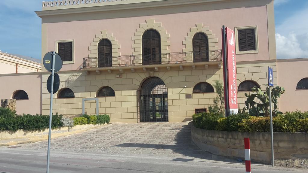 Palazzo Graziano Hotel Terrasini Exterior foto